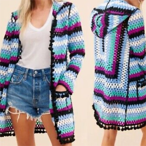 Free The Roses / Hooded Crocheted Cardigan - Picture 4 of 11